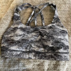 Lululemon sports bra